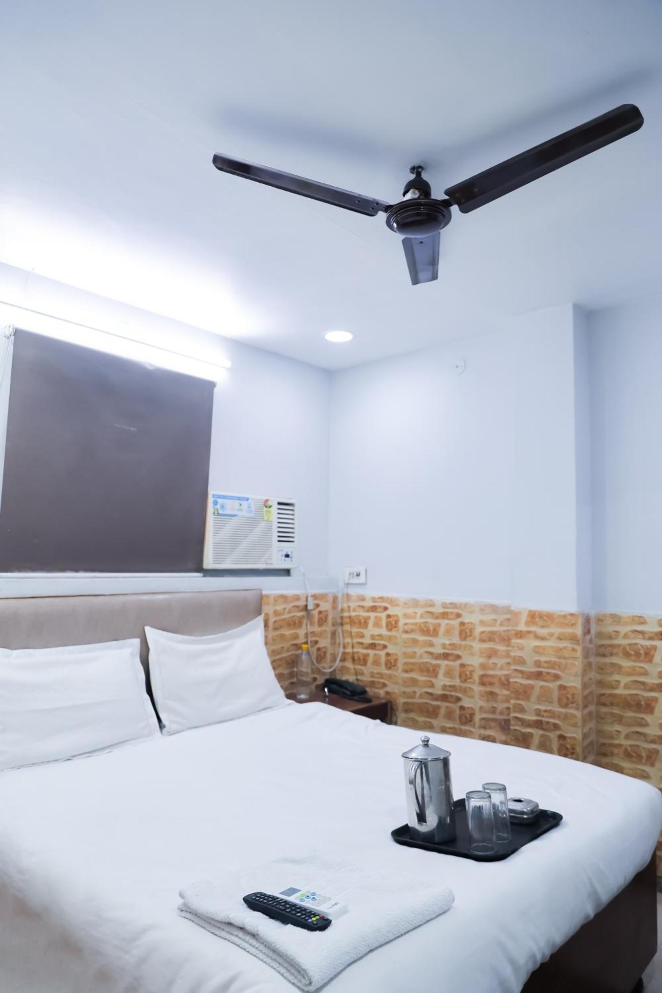 Mannat Stay Hotel - Laxmi Nagar Νέο Δελχί Εξωτερικό φωτογραφία