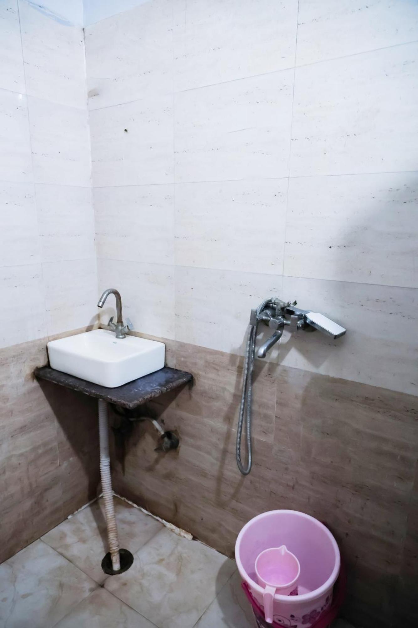 Mannat Stay Hotel - Laxmi Nagar Νέο Δελχί Εξωτερικό φωτογραφία